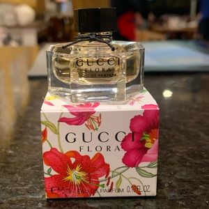 New In Box Gucci Flora mini size 5 ml